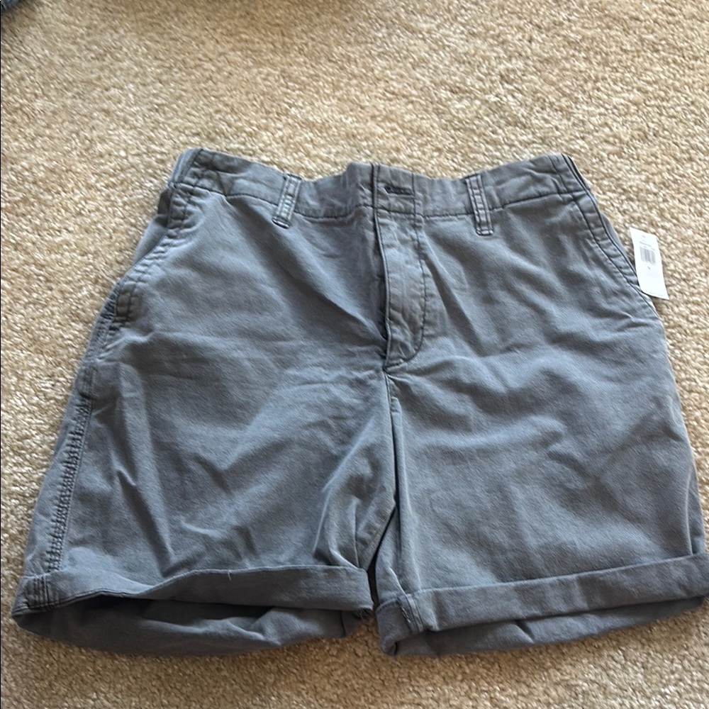 Old Navy Women’s Charcoal Flat Front Shorts